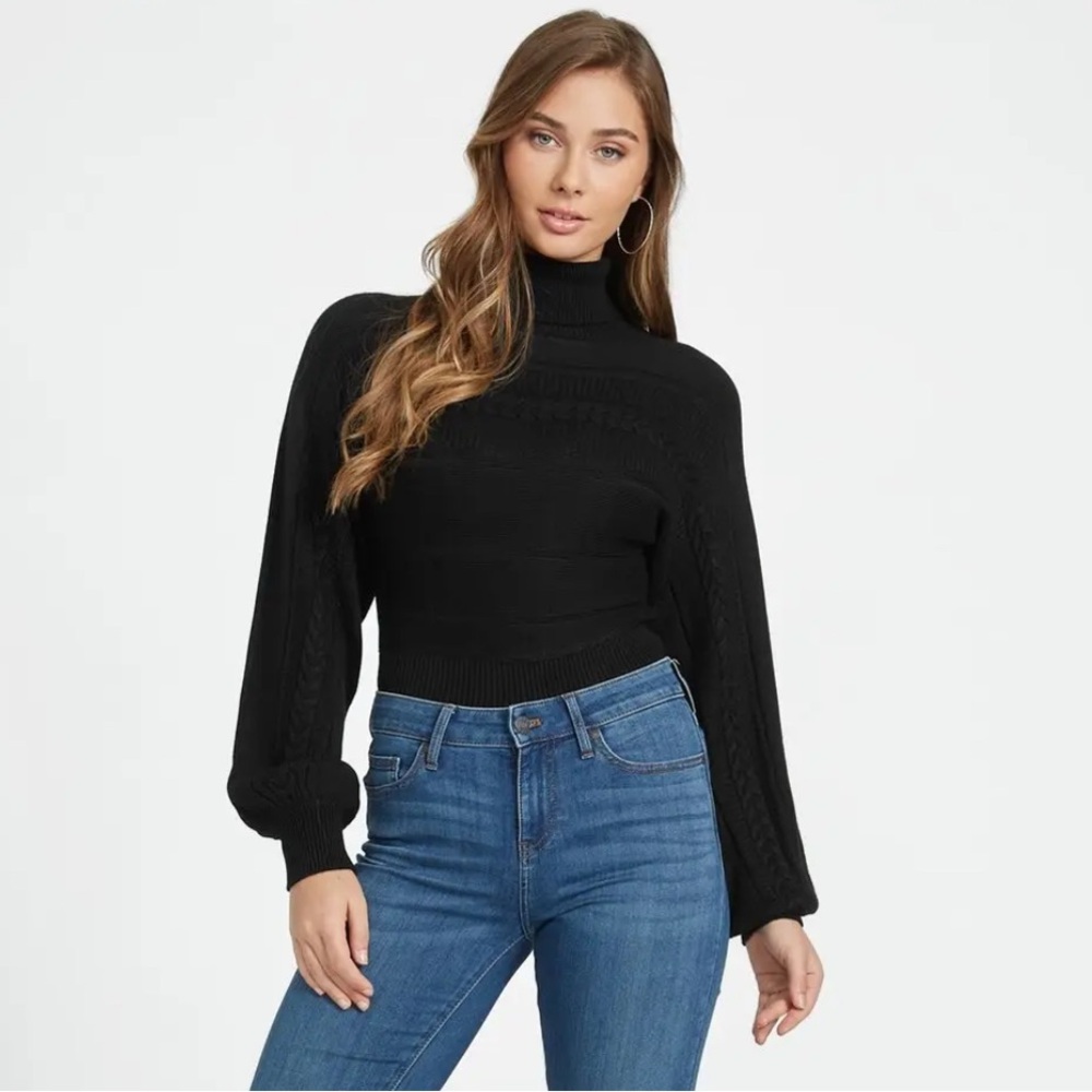 Guess Women's Zaila Braided Turtleneck Long Sleeve Crop Cozy Sweater Top Sz XS
